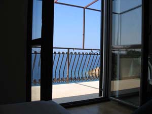 apartment 3